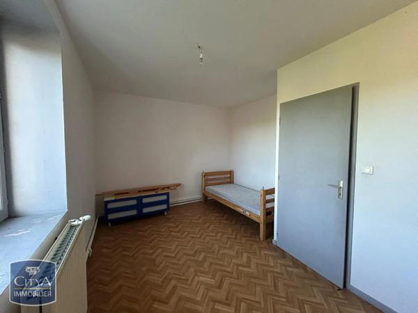 Appartement à louer 4 pièces 92.11m²