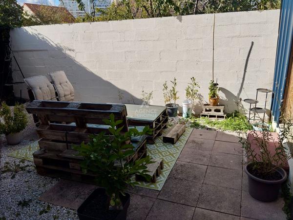 Appartement Achères 2 pièce(s) 28 m2 avec jardin privatif. 142 000 € **  - Référence  9377