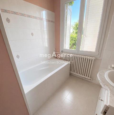 Maison à OIZE, 72330 - 6 pièces 102m²