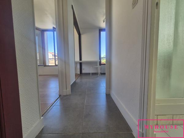 Appartement
                                                                                                                                                                                                                                                                                                                        2 pièce(s)                                                                                                                                                                                                          1 chambre(s)                                                                                                                                                                                                          33.35  m²
