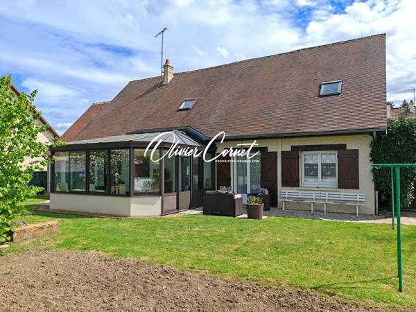 Maison Arcisses 7 pièces 188 m²