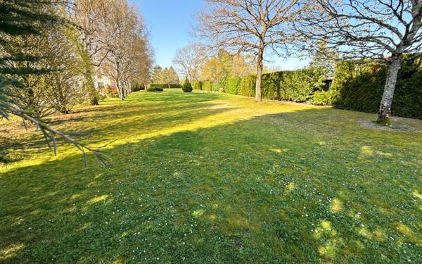 Maison à vendre    4 pièces • 145 m2 Olivet