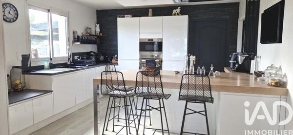 Maison à vendre 5 pièces 220 m² Renac