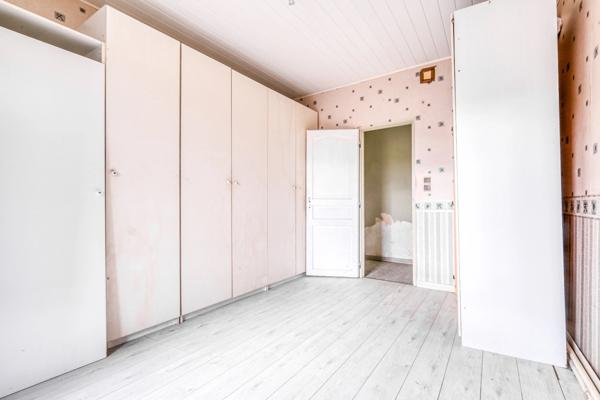 Christophe Michaudelle – EXLUSIVITE - CAPIFRANCE vous propose proche de LIZY SUR OURCQ à DHUISY : maison 4 chambres - 6 pièces - 141 m² - Terrasse et jardins - garage - pièce buanderie