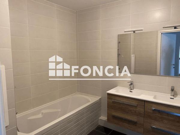 Location Appartement 3 pièces 65.46 m² - 2 CHEMIN DE LA RETOURDE BÂT B Aix Les Bains 73100