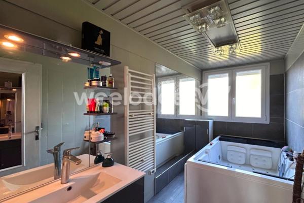 Maison à vendre 9 pièces de 180 m² à Perthes