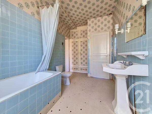Maison à vendre  11 pièces - 424,31 m 2   ARGENTAN  - 61