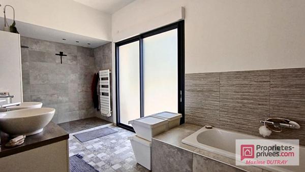 Maison d'artisan, 5 pièces 210m²