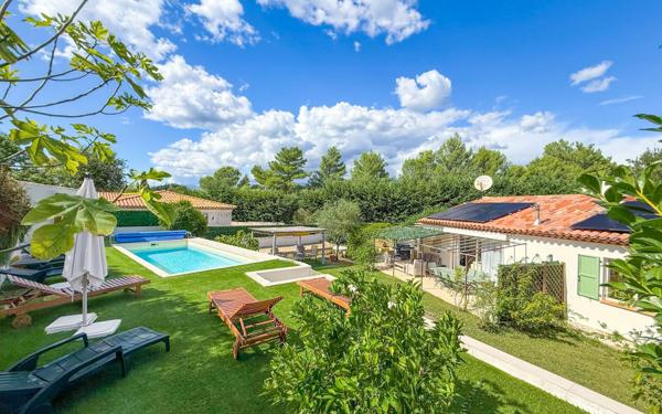 Maison à vendre    5 pièces • 150 m2 Saint-Paul-de-Vence