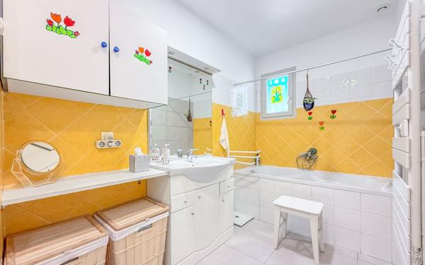 Maison à vendre    5 pièces • 150 m2 Saint-Paul-de-Vence