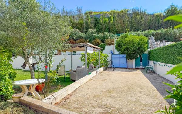 Maison à vendre    5 pièces • 150 m2 Saint-Paul-de-Vence
