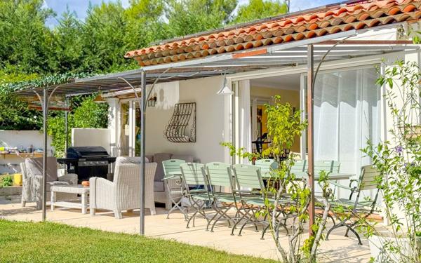 Maison à vendre    5 pièces • 150 m2 Saint-Paul-de-Vence