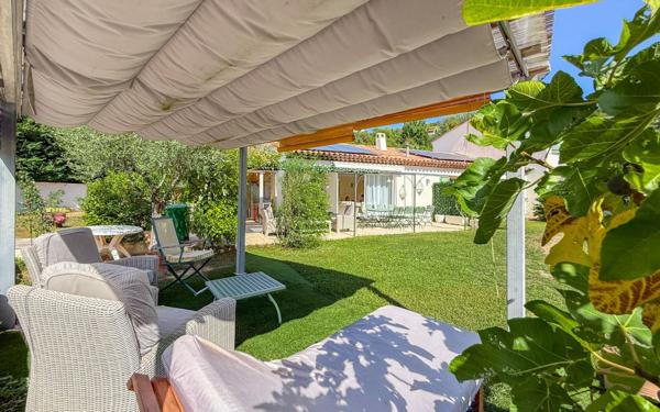 Maison à vendre    5 pièces • 150 m2 Saint-Paul-de-Vence