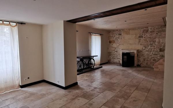 Maison à vendre    7 pièces • 311,34 m2 Saint-André-de-Cubzac