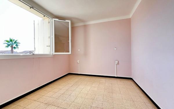 Appartement à vendre    3 pièces •  Miramas