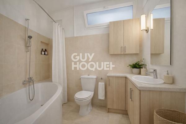 PARIS 9, SAINT-GEORGES, MARTYRS, 3 CHAMBRES, EN ÉTAGE, 95M²