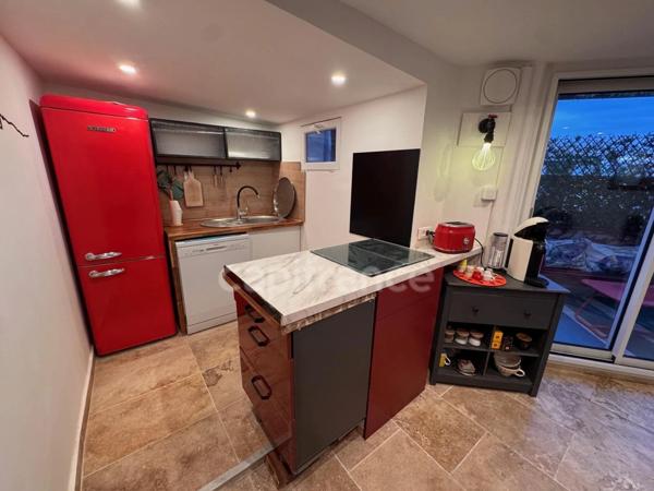 Appartement à vendre superbe 2 pièces MARSEILLE 6EME ARRONDISSEMENT (13) TERRASSE