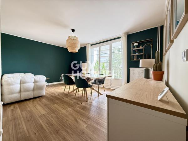 Appartement de type 3 avec balcon - Secteur Saint Rémi