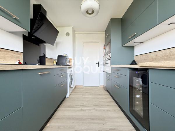 Appartement de type 3 avec balcon - Secteur Saint Rémi