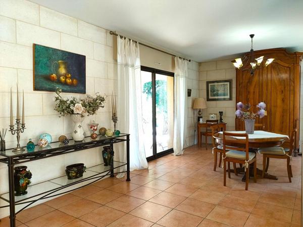 BELLE DEMEURE DE CHARME  - 236 M² - DOUBLE GARAGE - PISCINE - TERRAIN 4289 M²