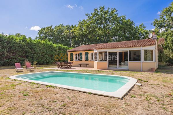 Vente
                Maison120 m² - 5 Pièces -
                    LA CHEVROLIERE (44118)