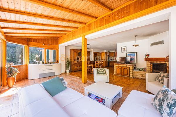 Vente
                Maison120 m² - 5 Pièces -
                    LA CHEVROLIERE (44118)