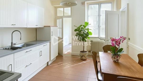 Maison familiale de caractère de 212 m² avec jardin, dépendance de 60 m² et combles aménageables de 100 m²– Entrains-sur-Nohain (Nièvre)