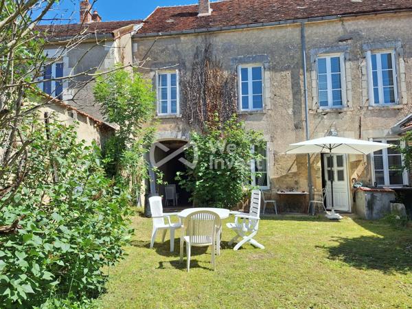 Maison familiale de caractère de 212 m² avec jardin, dépendance de 60 m² et combles aménageables de 100 m²– Entrains-sur-Nohain (Nièvre)