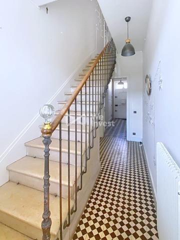 Maison familiale de caractère de 212 m² avec jardin, dépendance de 60 m² et combles aménageables de 100 m²– Entrains-sur-Nohain (Nièvre)