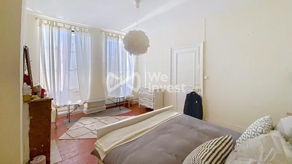 Maison familiale de caractère de 212 m² avec jardin, dépendance de 60 m² et combles aménageables de 100 m²– Entrains-sur-Nohain (Nièvre)