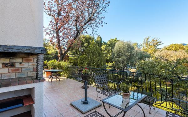 Maison à vendre    4 pièces • 160 m2 La Gaude