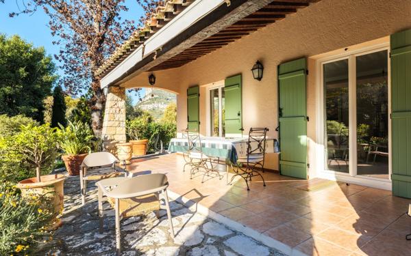 Maison à vendre    4 pièces • 160 m2 La Gaude