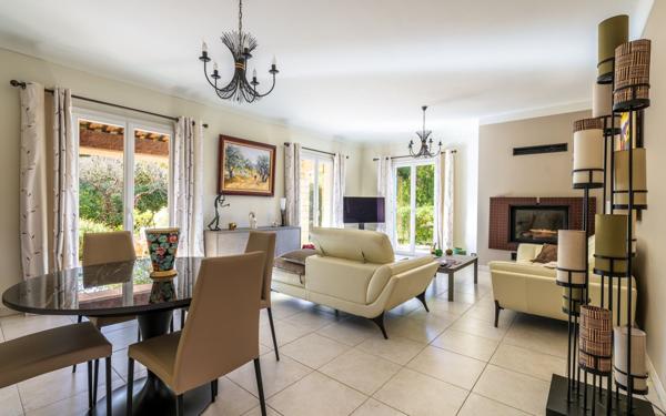 Maison à vendre    4 pièces • 160 m2 La Gaude