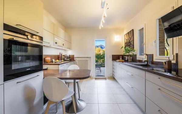 Maison à vendre    4 pièces • 160 m2 La Gaude