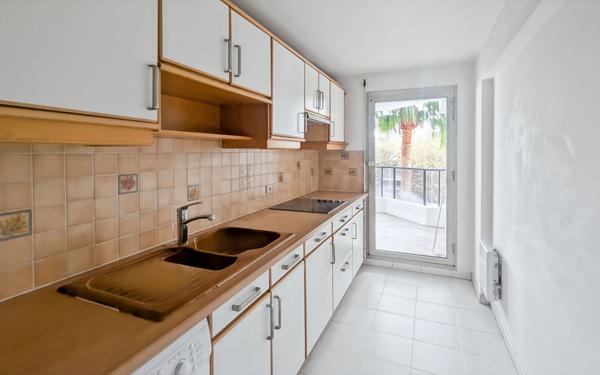 Appartement à louer    3 pièces • 68,82 m2 Cannes