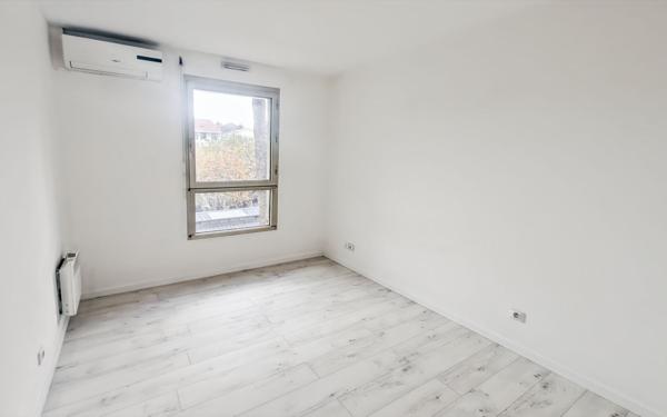 Appartement à louer    3 pièces • 68,82 m2 Cannes