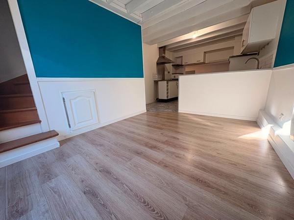 A LOUER MAISON 82m² MENUCOURT