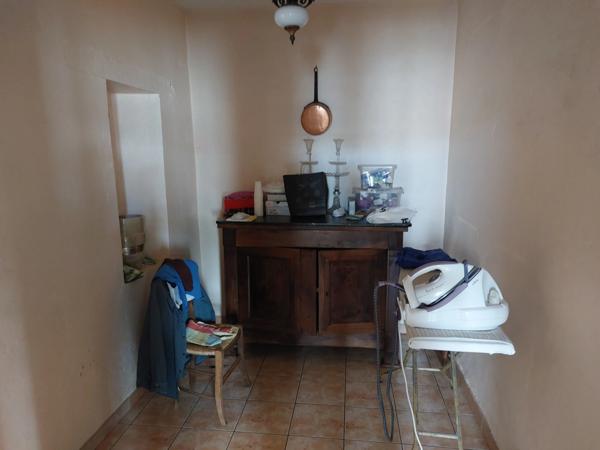 MAISON DE MAITRE AVEC PARC DE 5000M² DEPENDANCES ET DEUX PIGEONNIERS