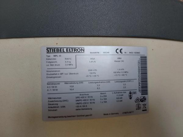 MAISON DE MAITRE AVEC PARC DE 5000M² DEPENDANCES ET DEUX PIGEONNIERS