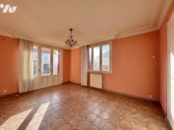 PAIMBOEUF - Maison à rénover 3 chambres