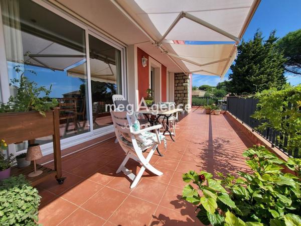 Maison à CAVALAIRE-SUR-MER, 83240 - 7 pièces 167m²