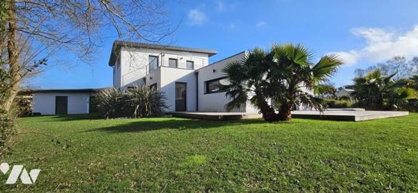 Maison contemporaine aux prestations haut de gamme