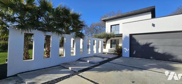 Maison contemporaine aux prestations haut de gamme