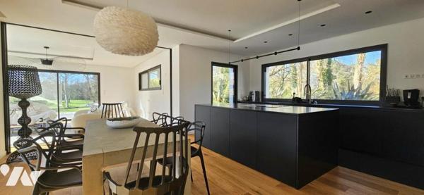 Maison contemporaine aux prestations haut de gamme