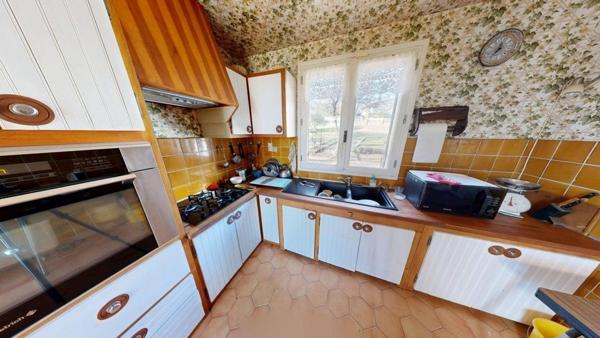 Maison années 80 avec grand jardin divisible