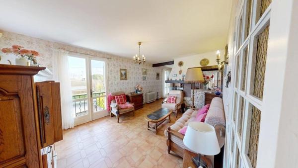 Maison années 80 avec grand jardin divisible