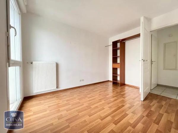 Appartement à louer 2 pièces 47m² Tomblaine (54510)