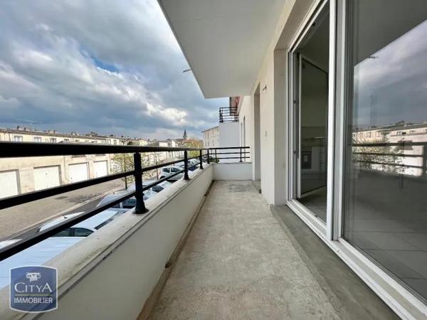 Appartement à louer 2 pièces 47m² Tomblaine (54510)