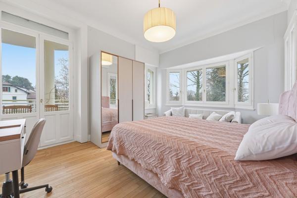 Vente Maison de luxe Divonne-les-Bains 9 Pièces 370 m²