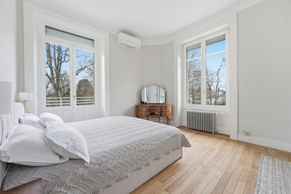 Vente Maison de luxe Divonne-les-Bains 9 Pièces 370 m²